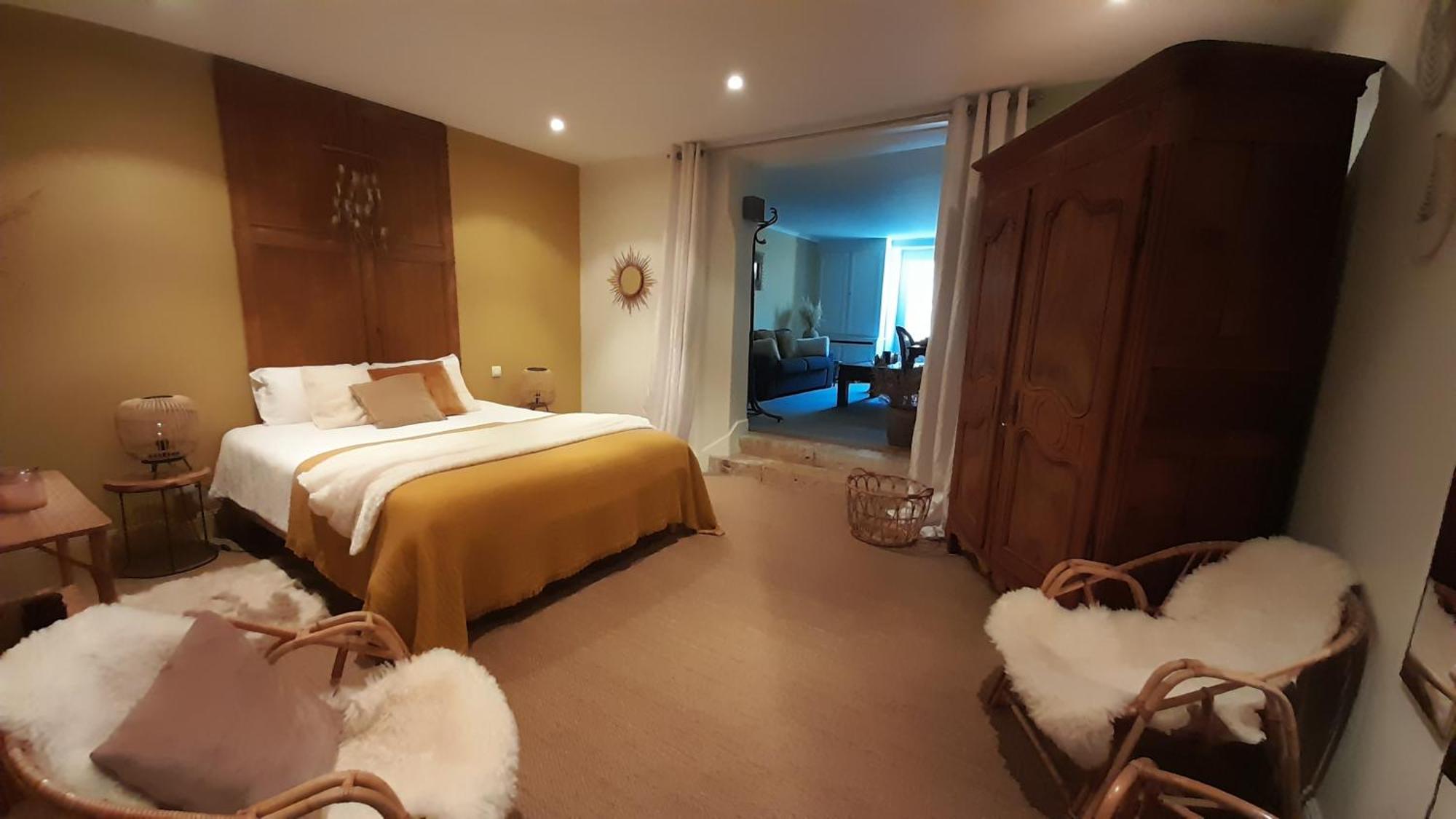 Chambre D'Hotes Les Rives De La Tronne Mer Exterior foto