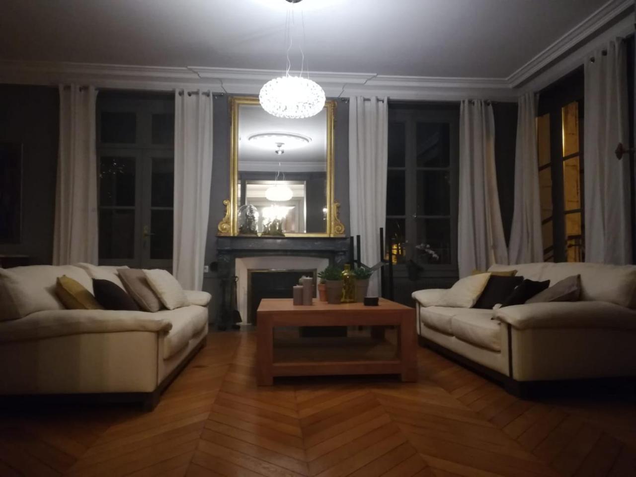 Chambre D'Hotes Les Rives De La Tronne Mer Exterior foto