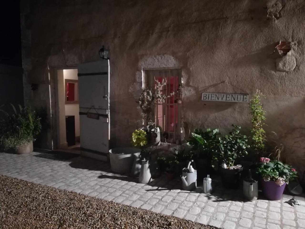 Chambre D'Hotes Les Rives De La Tronne Mer Exterior foto