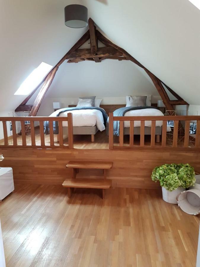 Chambre D'Hotes Les Rives De La Tronne Mer Exterior foto