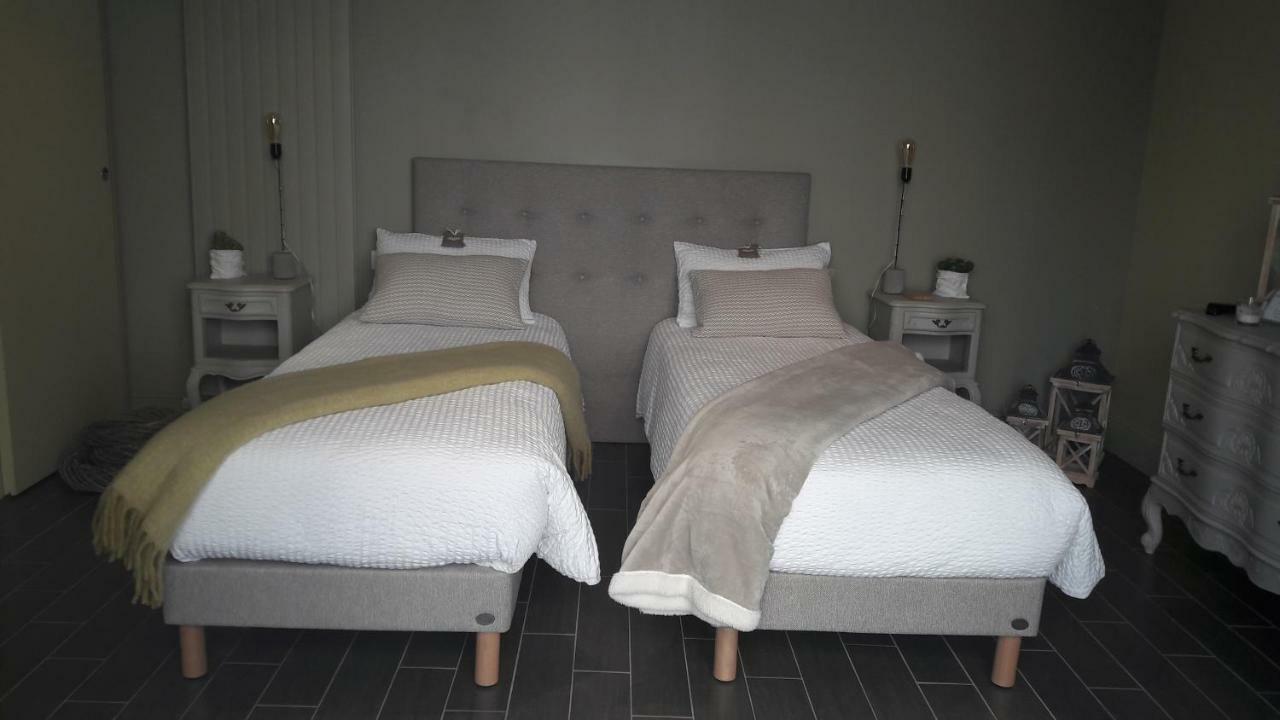 Chambre D'Hotes Les Rives De La Tronne Mer Exterior foto